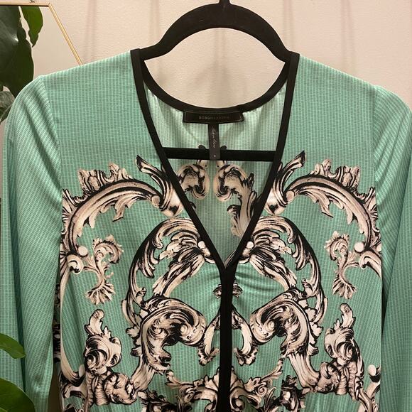 BCBGMAXAZRIA Azra Medallion Print Dress | Mint Green Combo, Small, NWOT $298 - Picture 6 of 8